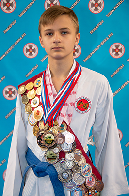 ЛЕСНИКОВ ВЯЧЕСЛАВ