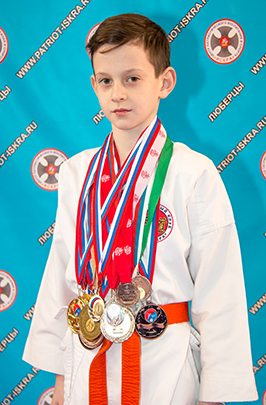 ЖДАКАЕВ АНДРЕЙ